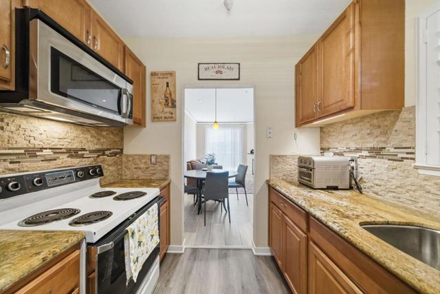 211 S Fremont Street 314, San Mateo, CA 94401