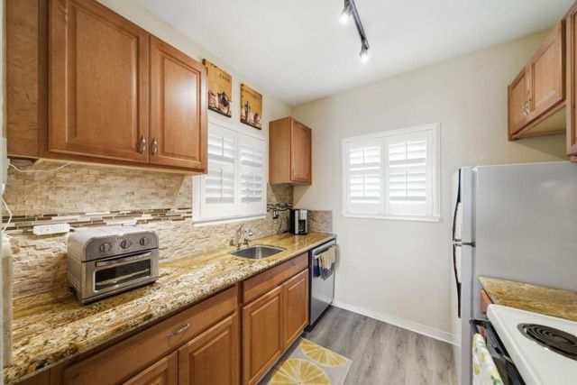 211 S Fremont Street 314, San Mateo, CA 94401
