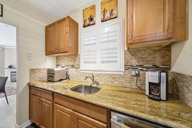 211 S Fremont Street 314, San Mateo, CA 94401