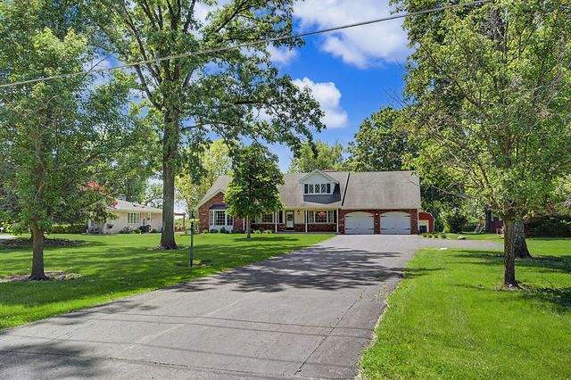 24364 S Volbrecht Road, Crete, IL 60417