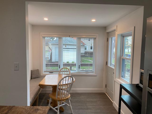 1189 Hawthorne Avenue E, Saint Paul, MN 55106