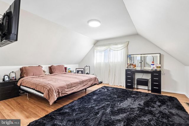 85 KINGWOOD LN, Levittown, PA 19055