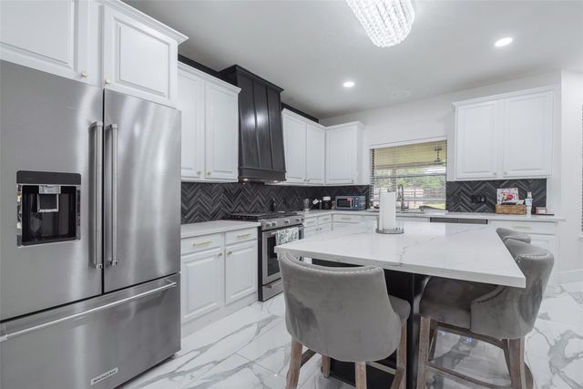 13431 Yaupon Holly Lane, Houston, TX 77044
