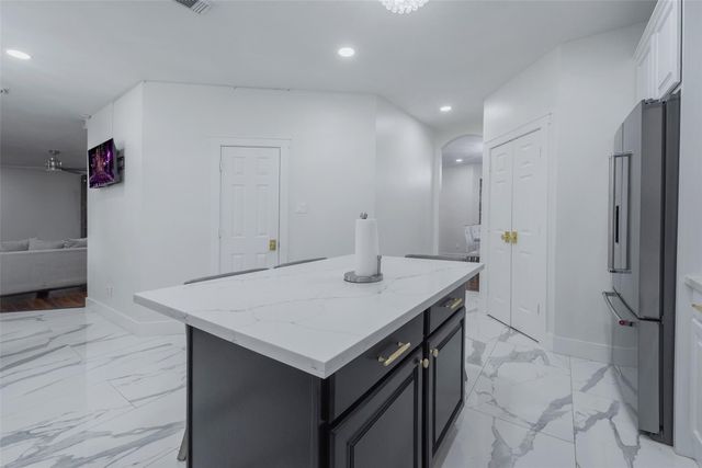 13431 Yaupon Holly Lane, Houston, TX 77044