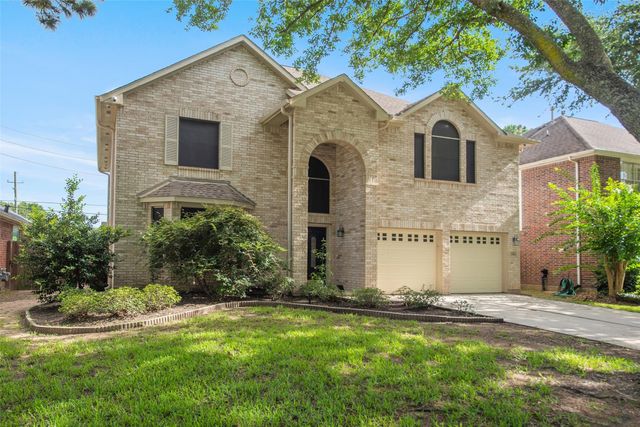 13431 Yaupon Holly Lane, Houston, TX 77044