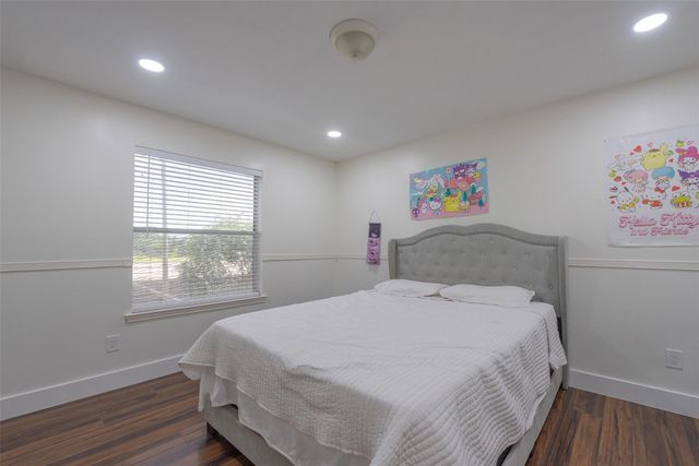 13431 Yaupon Holly Lane, Houston, TX 77044