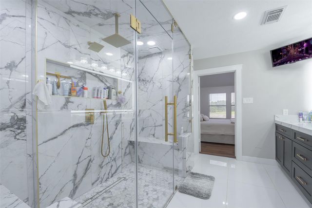 13431 Yaupon Holly Lane, Houston, TX 77044