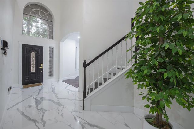 13431 Yaupon Holly Lane, Houston, TX 77044