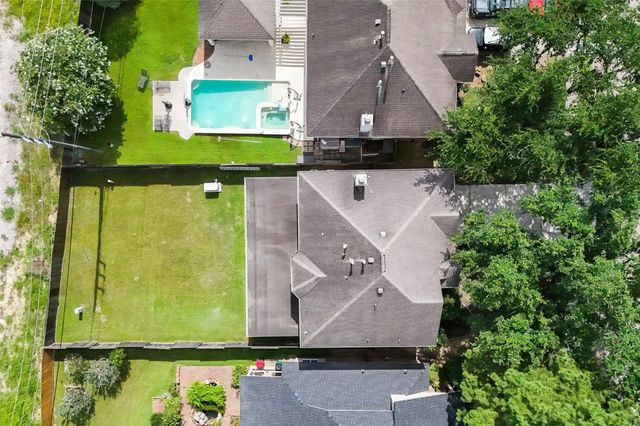 13431 Yaupon Holly Lane, Houston, TX 77044