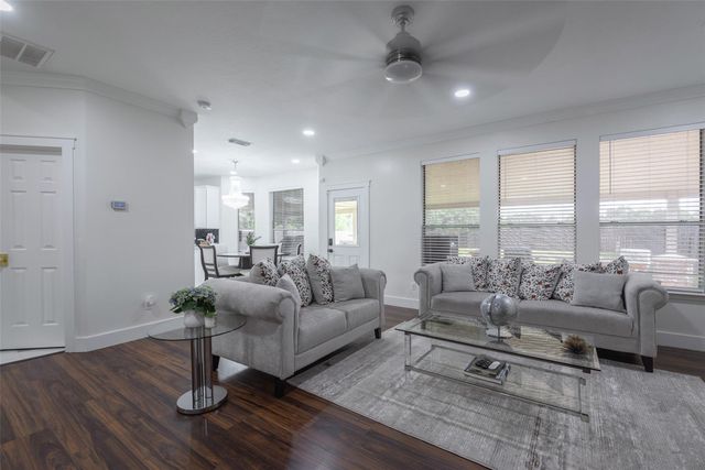 13431 Yaupon Holly Lane, Houston, TX 77044
