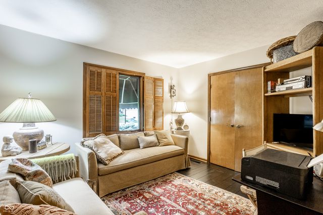 18 Ashbourne Drive, Noblesville, IN 46060