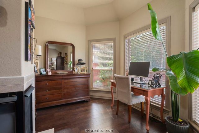 5116 Congressional Drive, College Station, TX 77845