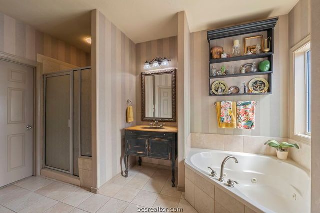 5116 Congressional Drive, College Station, TX 77845