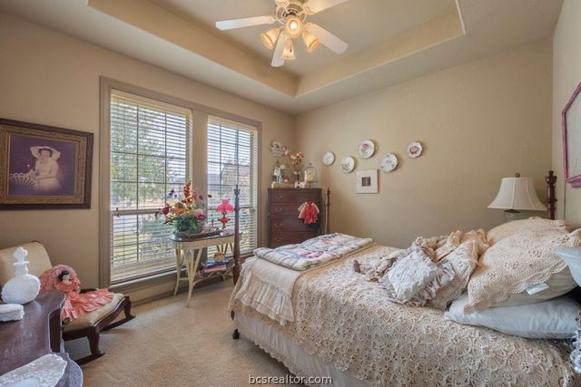 5116 Congressional Drive, College Station, TX 77845