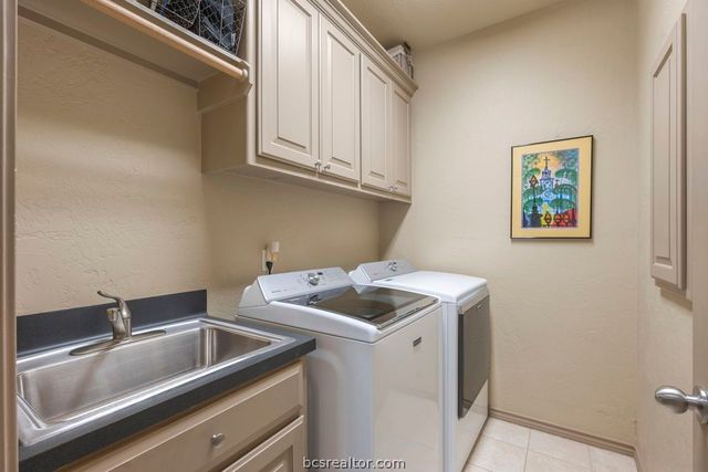 5116 Congressional Drive, College Station, TX 77845