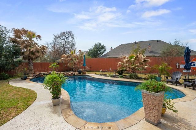 5116 Congressional Drive, College Station, TX 77845