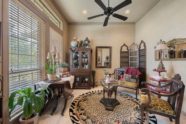 5116 Congressional Drive, College Station, TX 77845