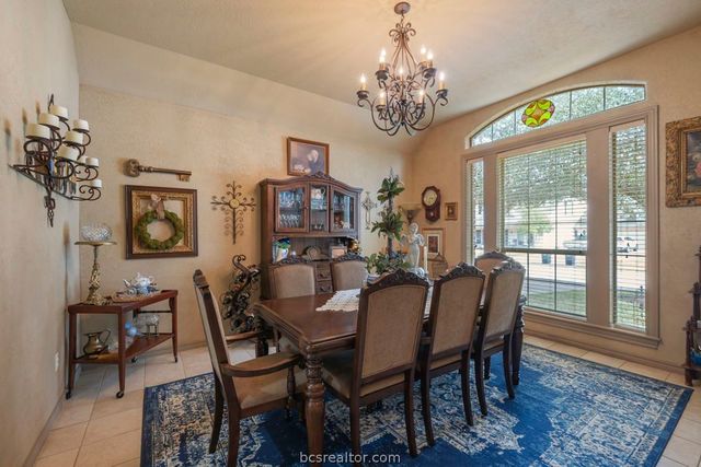 5116 Congressional Drive, College Station, TX 77845