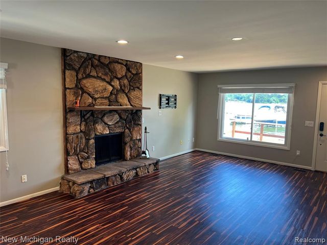 7920 Detroit Boulevard, West Bloomfield, MI 48323