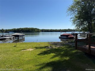 7920 Detroit Boulevard, West Bloomfield, MI 48323