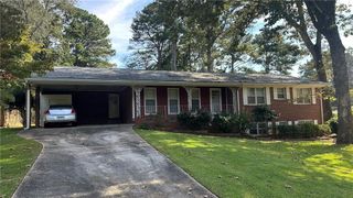 5574 Laurel Lane NW, Lilburn, GA 30047