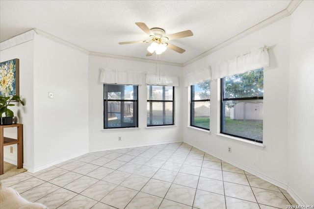 8410 Park Olympia, Universal City, TX 78148