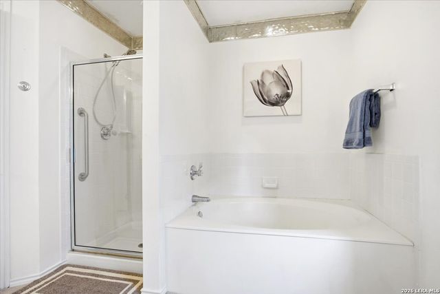 8410 Park Olympia, Universal City, TX 78148