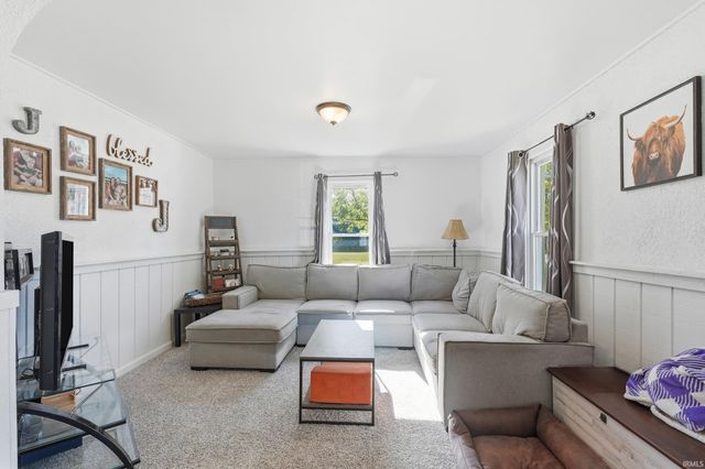 1421 Charles St Street, Huntington, IN 46750