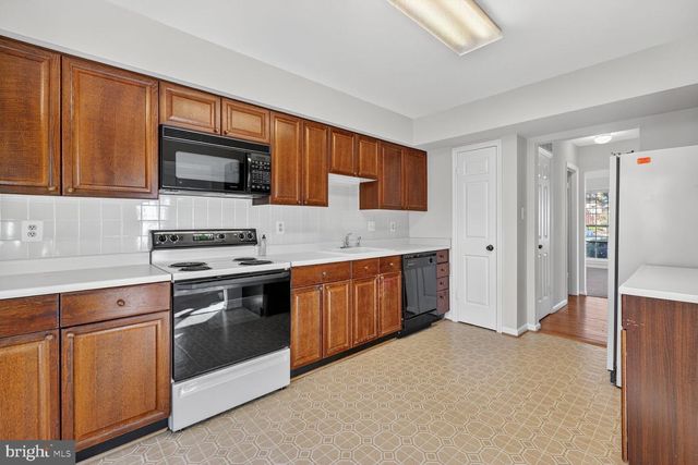 4515 SHOAL CREEK CT, Alexandria, VA 22312