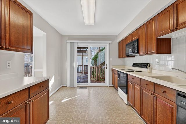 4515 SHOAL CREEK CT, Alexandria, VA 22312