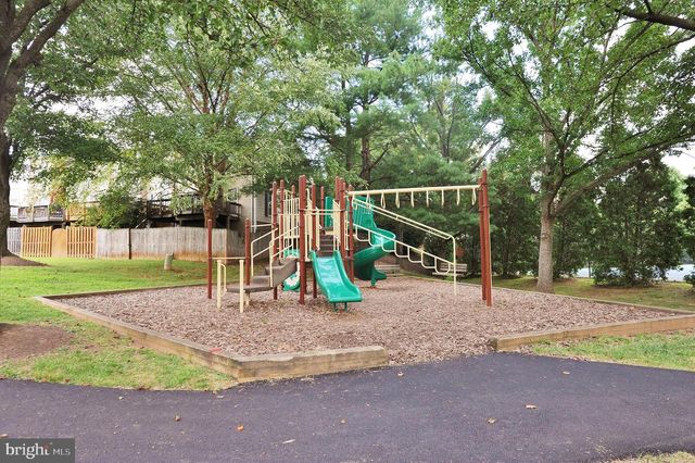 4515 SHOAL CREEK CT, Alexandria, VA 22312