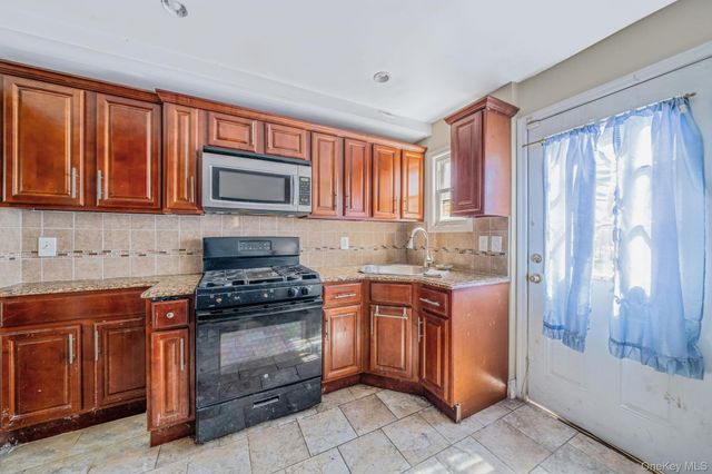 15050 Foch Boulevard, Jamaica, NY 11434