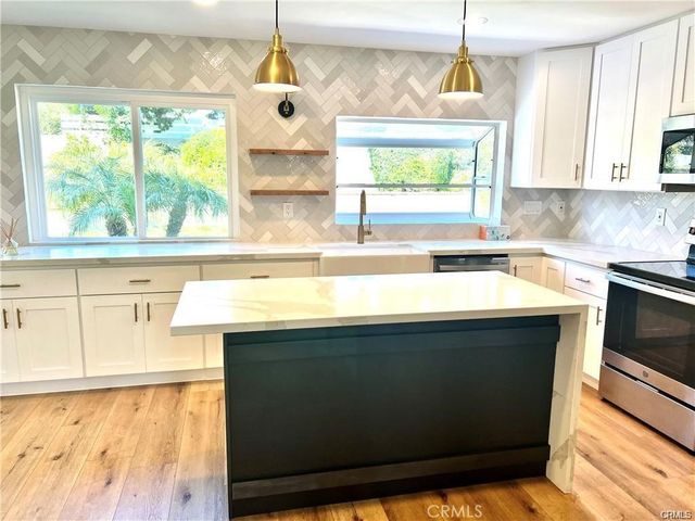25241 Mawson, Laguna Hills, CA 92653