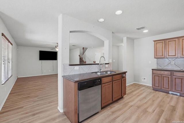 3406 Aranda Fields, Converse, TX 78109