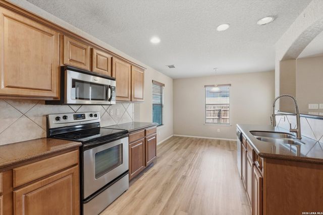 3406 Aranda Fields, Converse, TX 78109