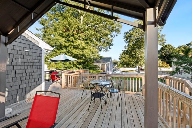 24 Arden Court, Warwick, RI 02889