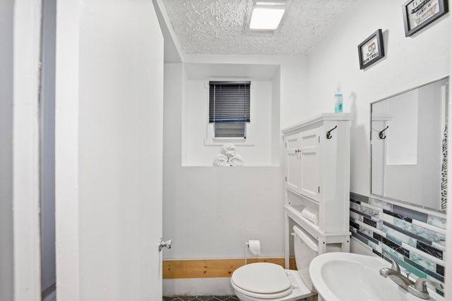 24 Arden Court, Warwick, RI 02889