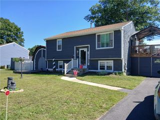 24 Arden Court, Warwick, RI 02889