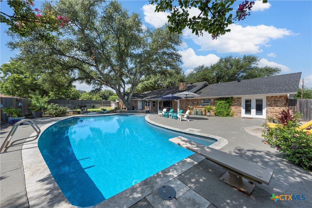1604 E Vardeman Avenue, Killeen, TX 76541