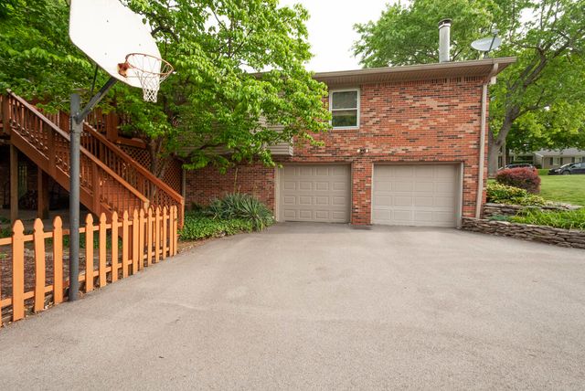 501 Corbitt Drive, Wilmore, KY 40390