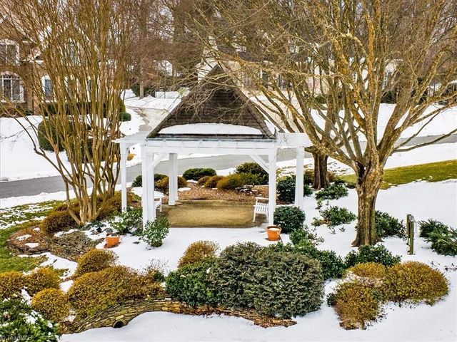 5027 Warm Springs Point, Greensboro, NC 27455