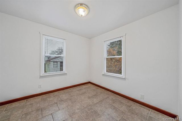 8 Eastern concourse, Amityville, NY 11701