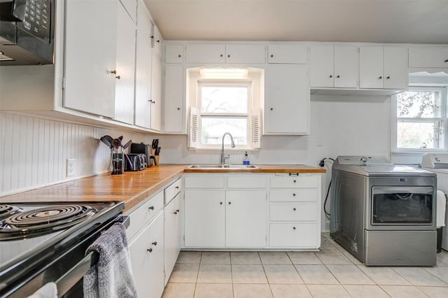 898 N Neblett Street, Stephenville, TX 76401