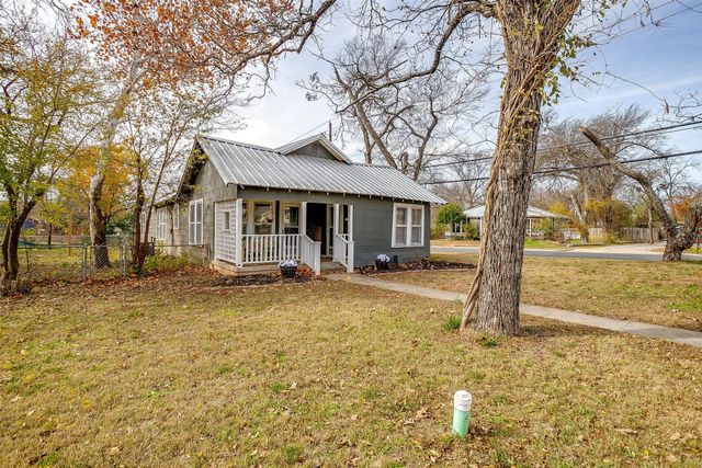 898 N Neblett Street, Stephenville, TX 76401