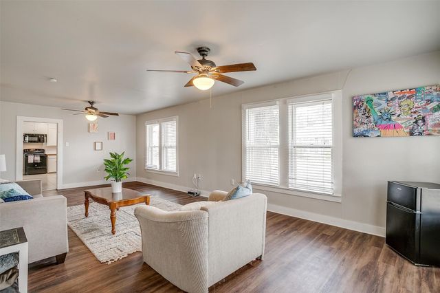 898 N Neblett Street, Stephenville, TX 76401