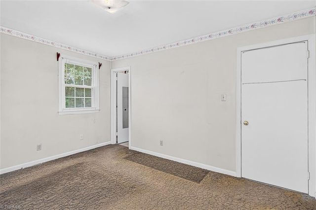 2000 N Holden Road, Greensboro, NC 27408