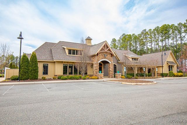 8300 Badestowe Ct, Chesterfield, VA 23832