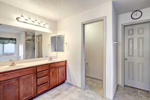 1107 26th Street SE, Rio Rancho, NM 87124