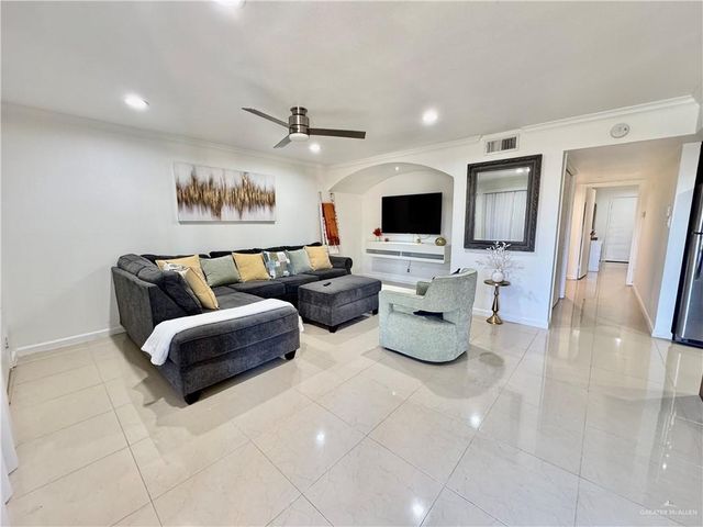 2708 Howard Lane E3, Mcallen, TX 78503