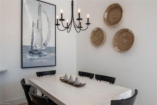 1540 Clermont Dr Unit 305, Naples, FL 34109